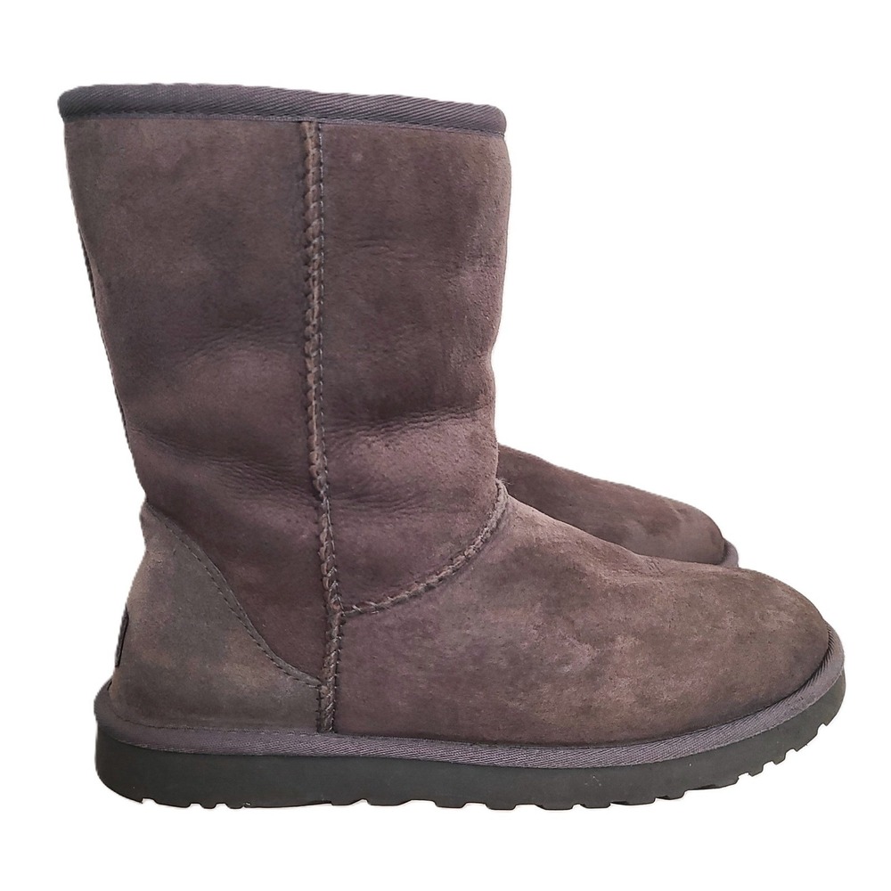 UGG Y2K Classic Short II Gray Boots US 8 Suede Shearling Fur‎ Lined Early 2000s